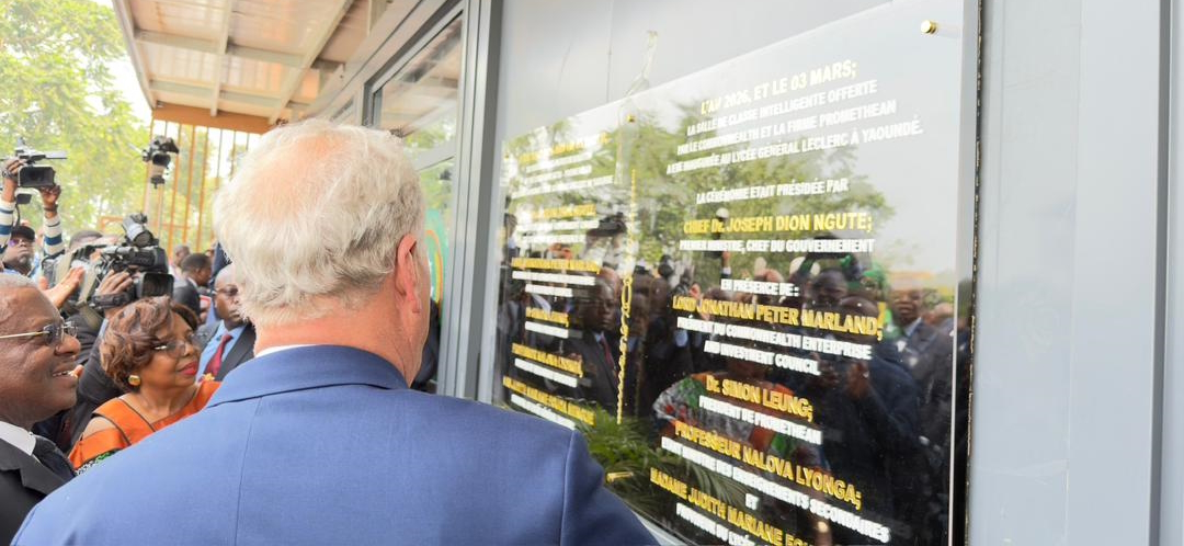 02 INTELLIGENT CLASSROOM