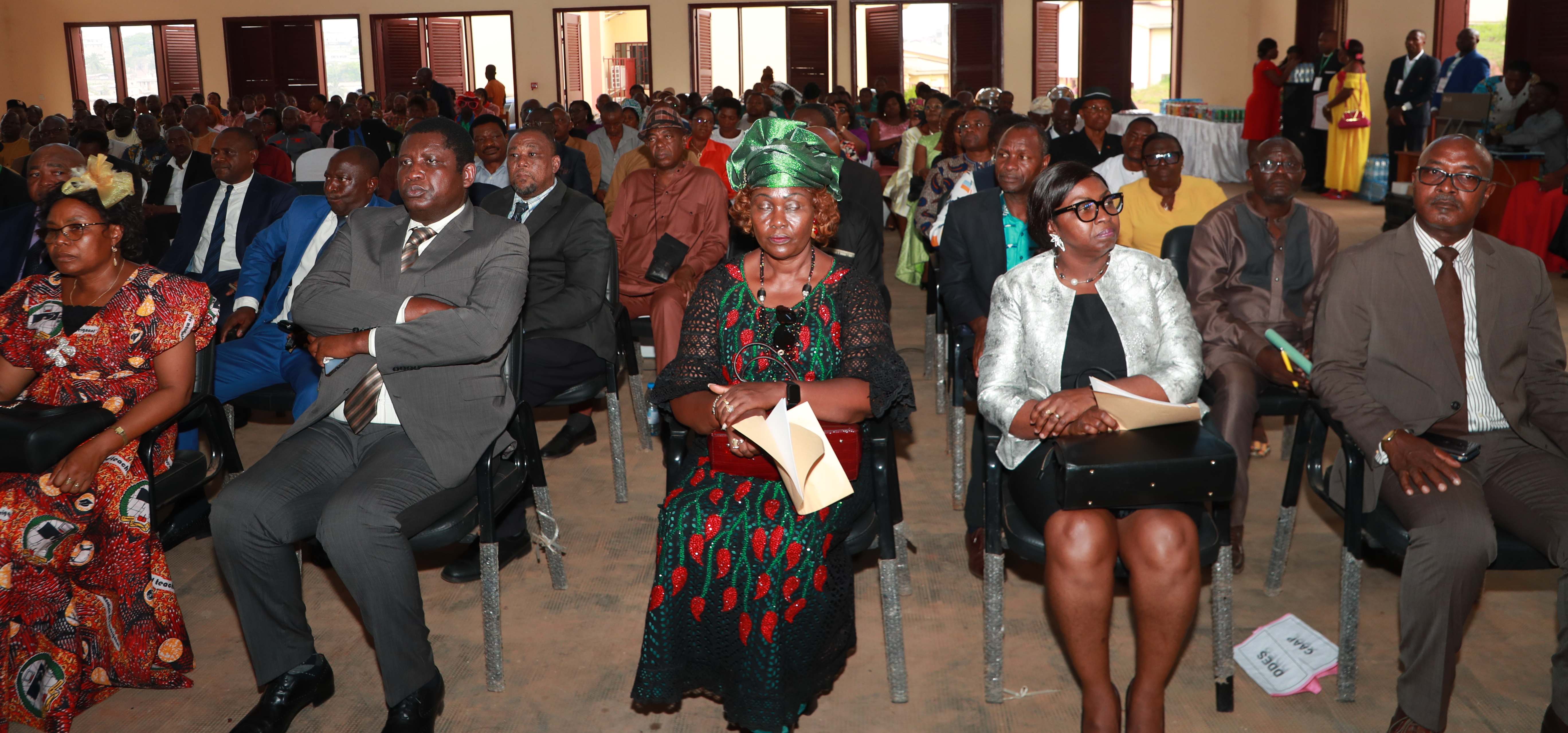 Remise des Manuels Scolaires 03